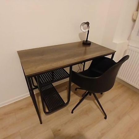 Appartement F1 Orchidee Mulhouse Exteriör bild